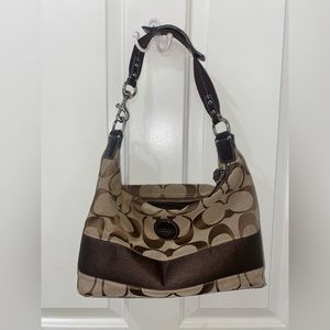 Vintage style large Coach shoulder bag
